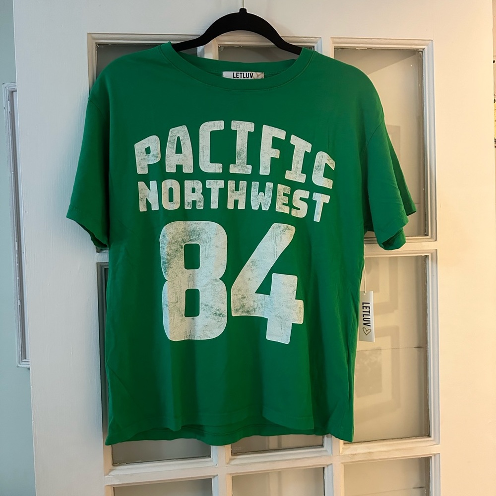 Anthropologie PNW shirt. NWT. Size XS.
